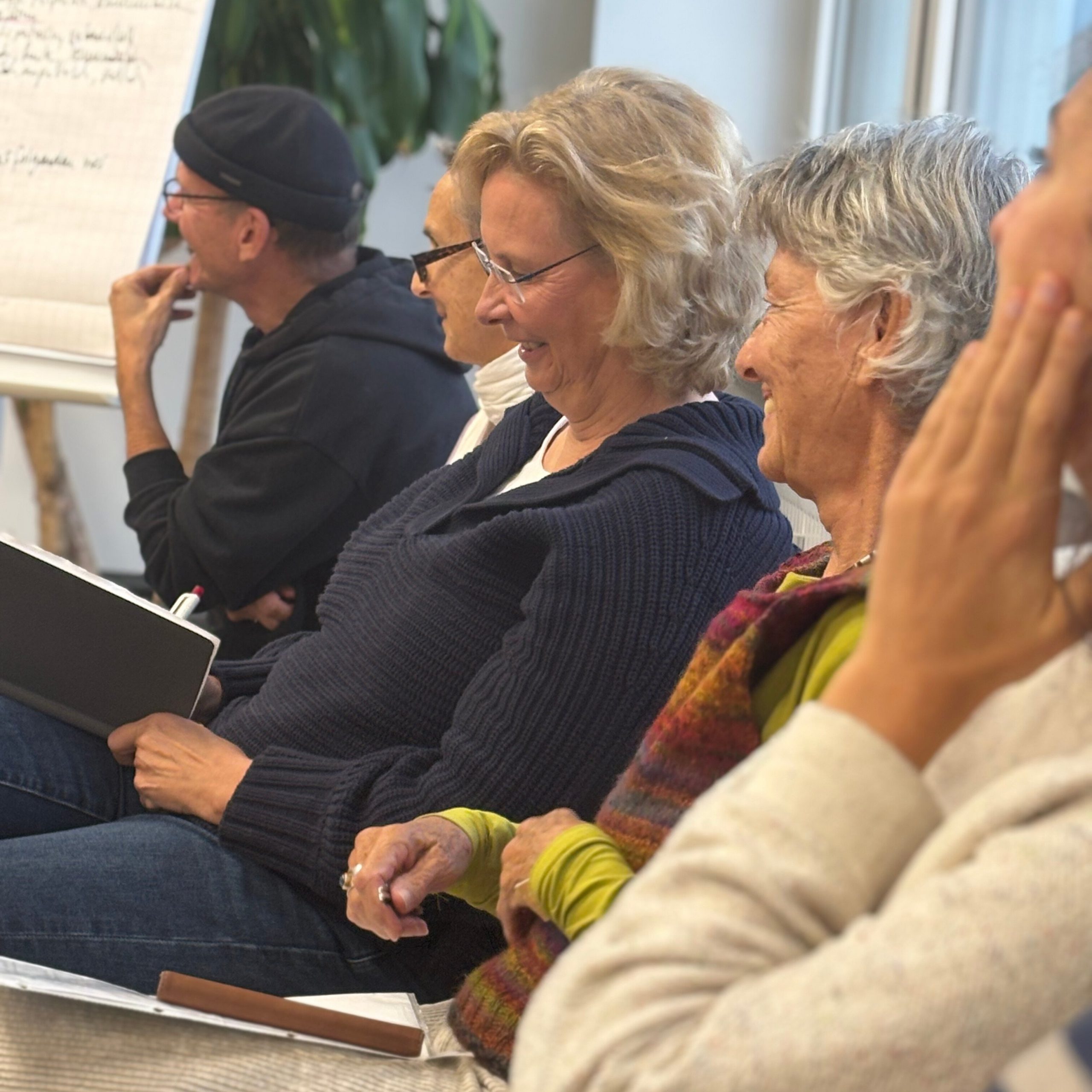 Gute Laune beim Jour Fixe am 25. Oktober 2025 / Bildquelle: Wohnprojekt Konstanz